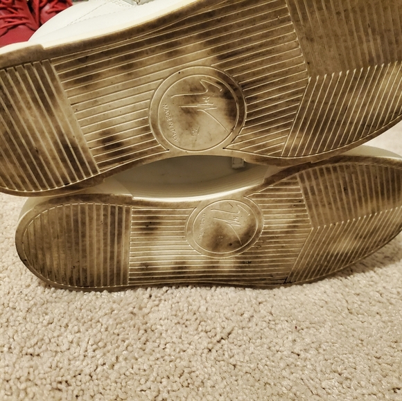 Men's Giuseppe Zanotti Sneakers - Picture 4 of 5